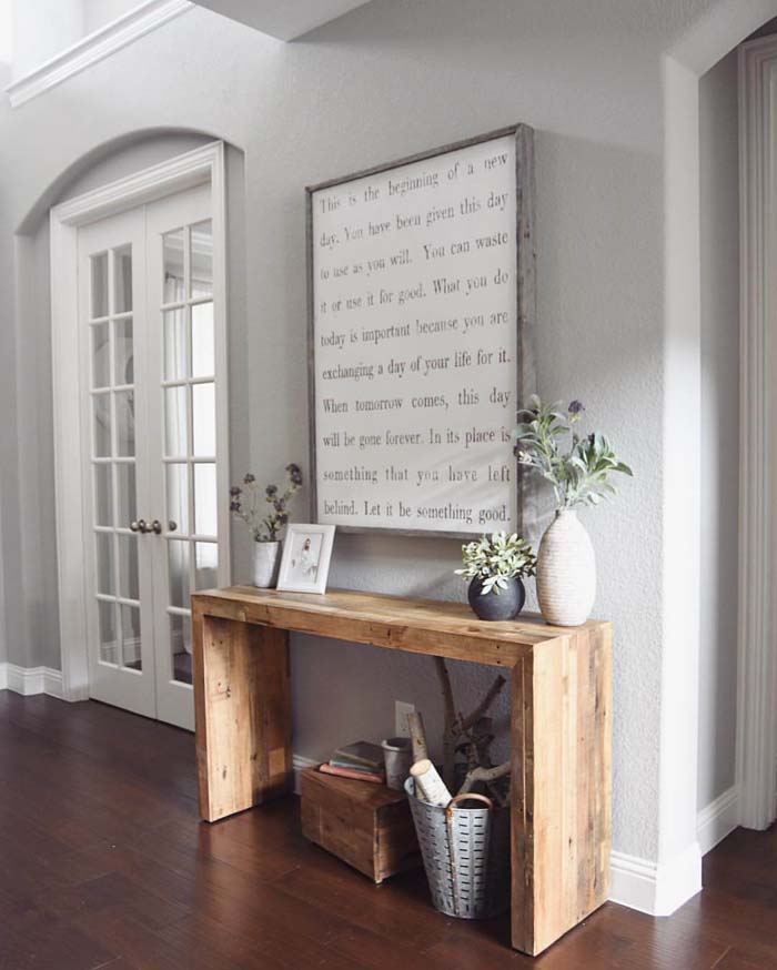 Mod Wood Accent Table with Oversized Quote #farmhouse #walldecor #decorhomeideas