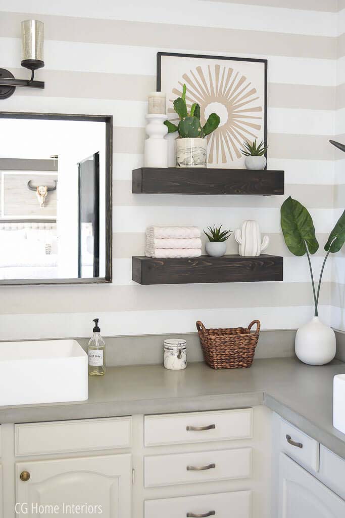 Modern Meets Rustic in the Southwest #rusticbathroom #rusticdecor #decorhomeideas