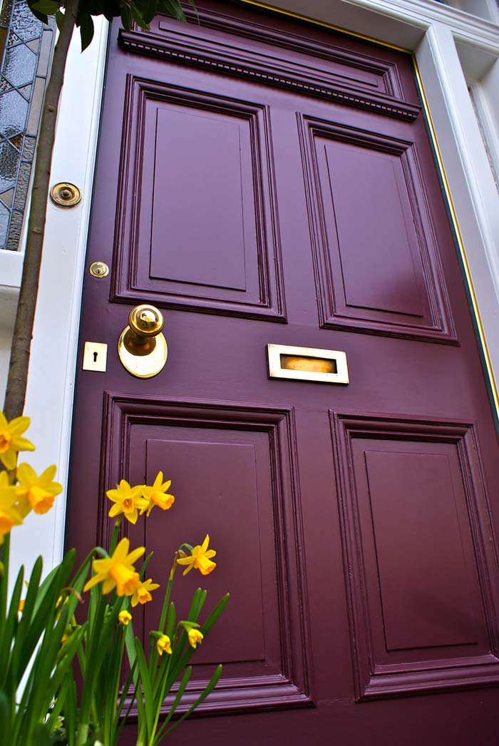 Purple Door Is The Mark of Royalty #frontdoorcolor #frontdoor #paintcolor #decorhomeideas