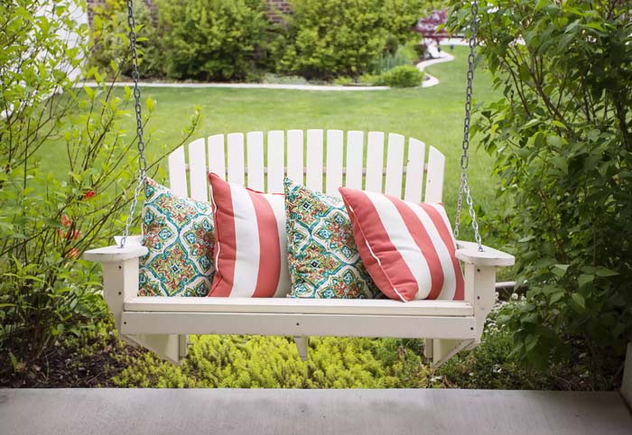 Rustic Porch Swing Plan #gardenswing #swingplans #decorhomeideas