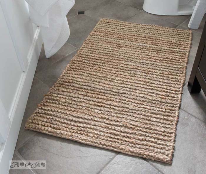 Rustic Sisal Farmhouse Bathroom Rug #farmhousebathroom #bathroom #decorhomeideas