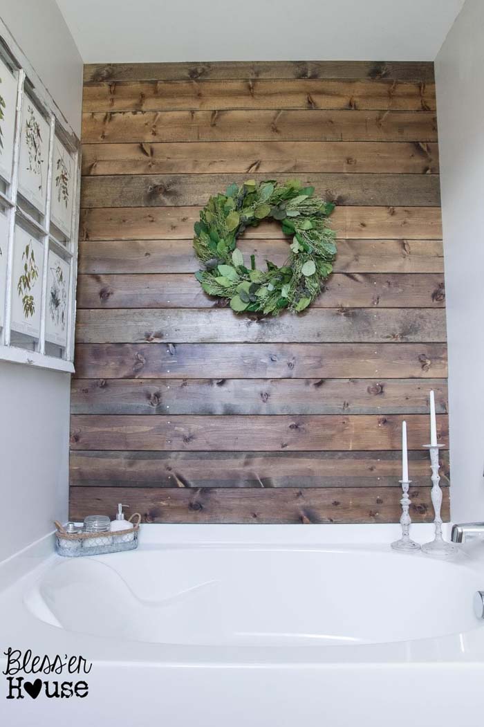 Rustic Wood Bathroom Accent Wall #farmhousebathroom #bathroom #decorhomeideas