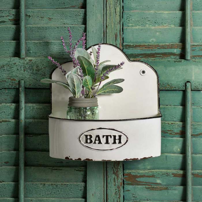 Scalloped Vintage Metal Bath Shelf #rusticbathroom #rusticdecor #decorhomeideas