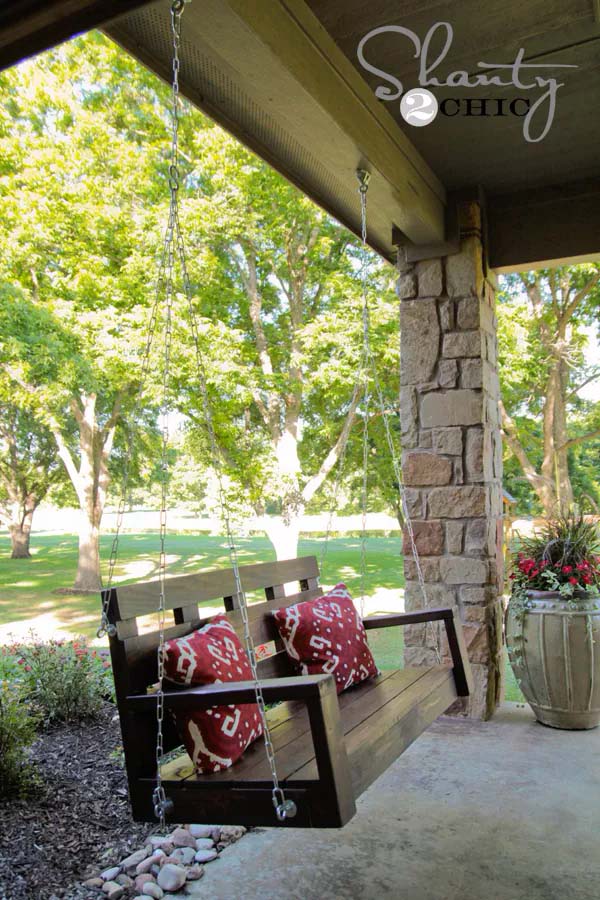 Simple to Build Porch Swing #gardenswing #swingplans #decorhomeideas