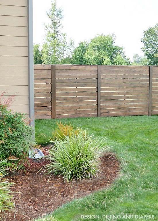 Staining Fence #privacyfence #diy #fencingideas #decorhomeideas