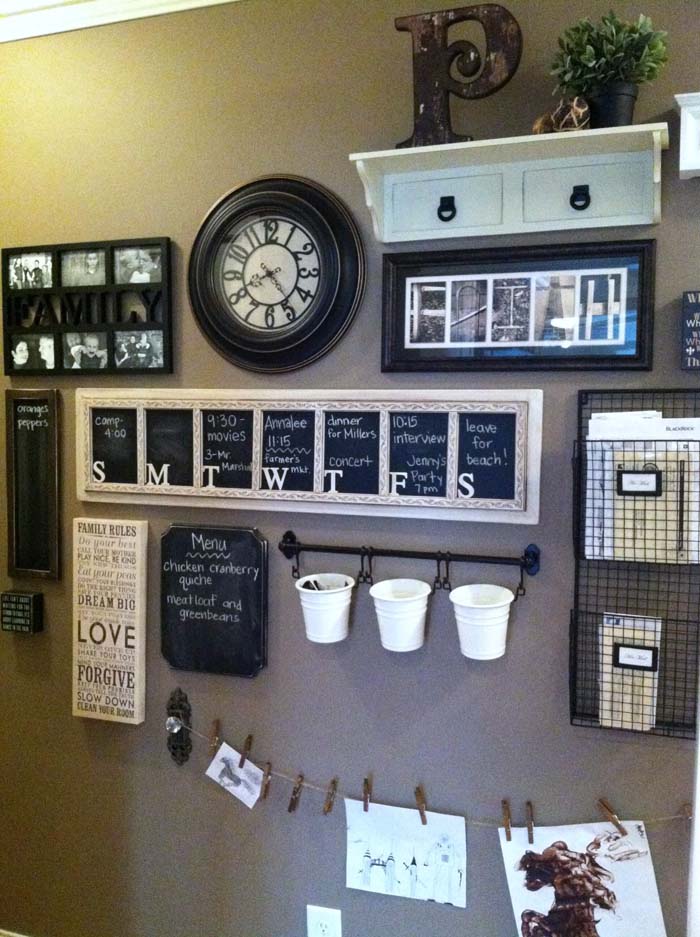 Striking Vintage-Inspired Design #commandcenter #organization #diy #decorhomeideas