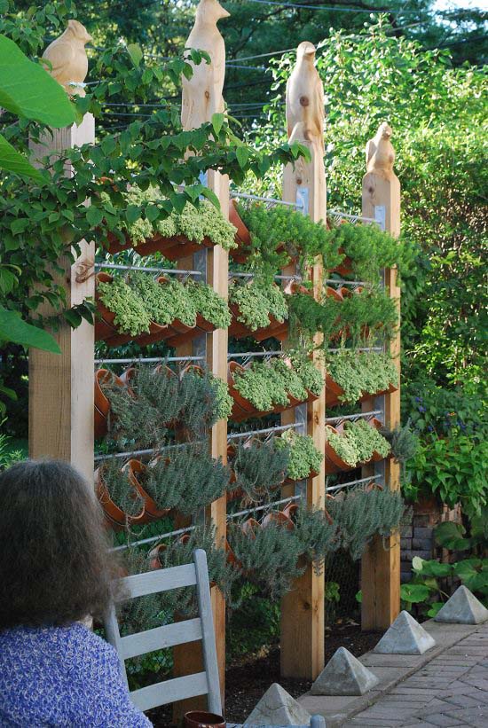 Urban Garden Privacy Screen #privacyfence #diy #fencingideas #decorhomeideas