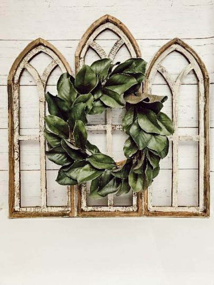 Wooden Cathedral Style Farmhouse Window Frame #farmhouse #walldecor #decorhomeideas