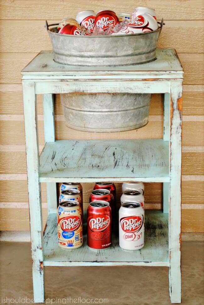 An Old Stand with a Bucket Cooler #outdoorbar #diyoutdoorbar #decorhomeideas