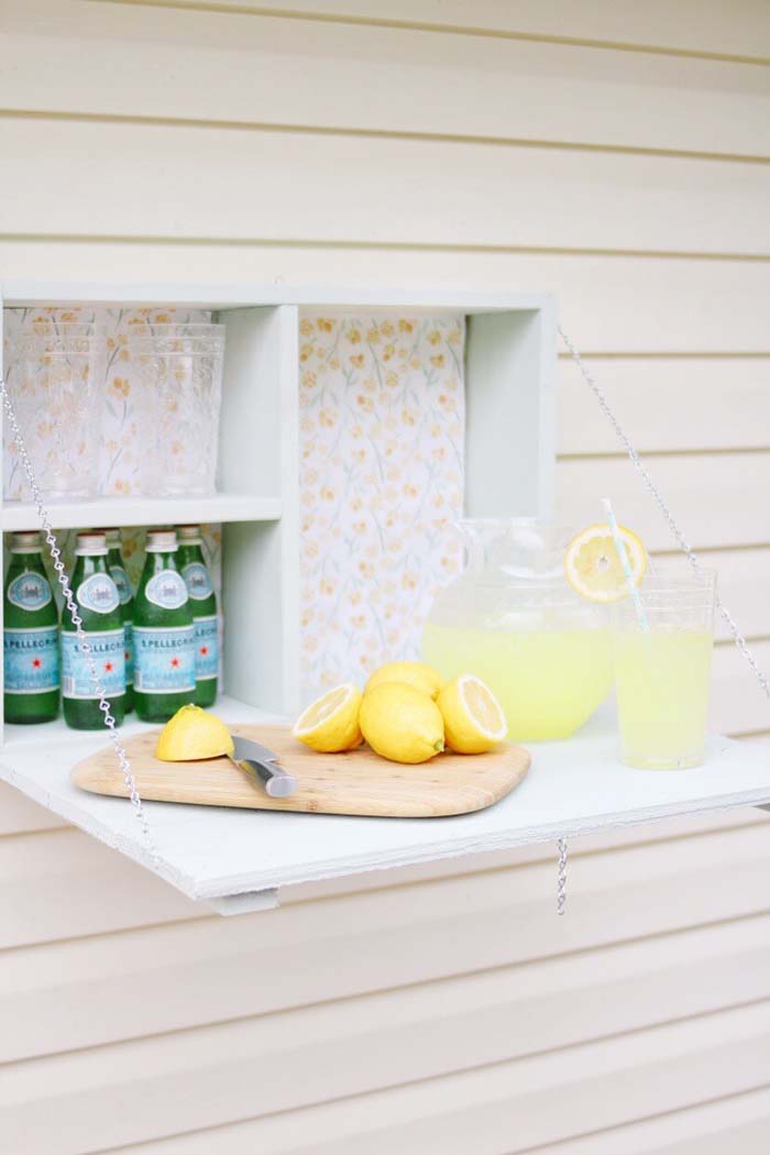 Best Outdoor DIY Murphy Bar #outdoorbar #diyoutdoorbar #decorhomeideas