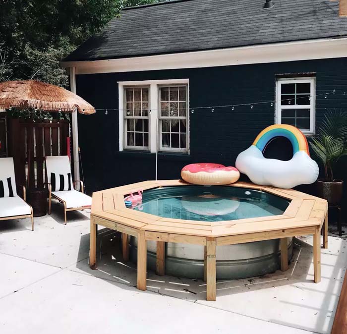 Customized Bench #stocktankpool #diystocktankpool #decorhomeideas