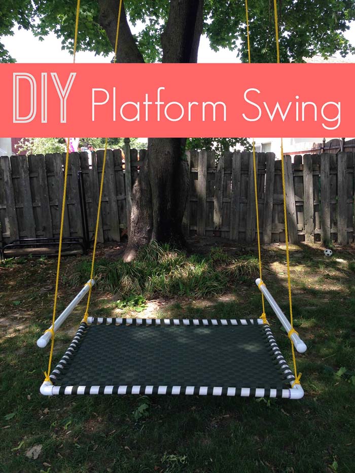 Fun Platform Swing Hanging from a Tree #backyardkidsgames #diybackyardgames #decorhomeideas