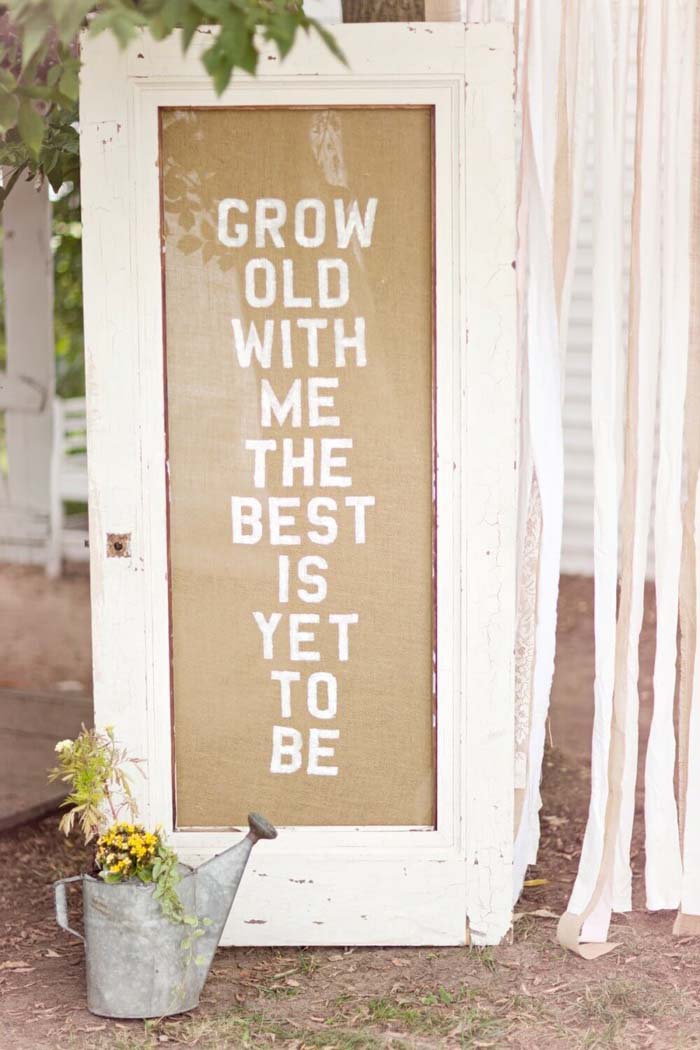 Inspiring Saying Painted on a Door #olddooroutdoordecor #olddoorgarden #decorhomeideas