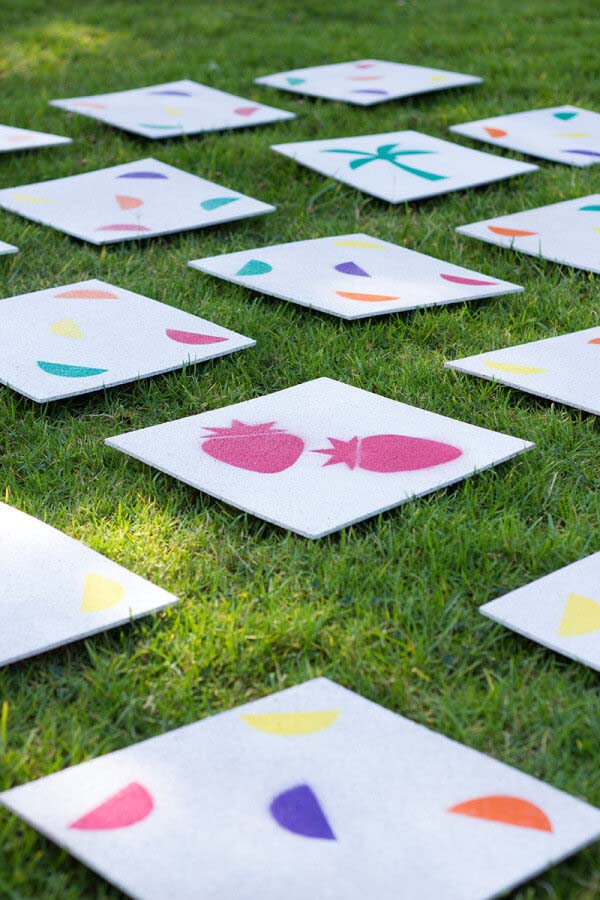 Massive Matching Card Symbol Game #diybackyardgames #outdoorgames #decorhomeideas