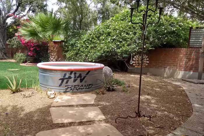 Personalized Pool #stocktankpool #diystocktankpool #decorhomeideas