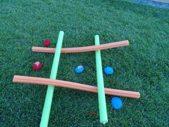 Pool Noodle Tic Tac Toe #diybackyardgames #outdoorgames #decorhomeideas