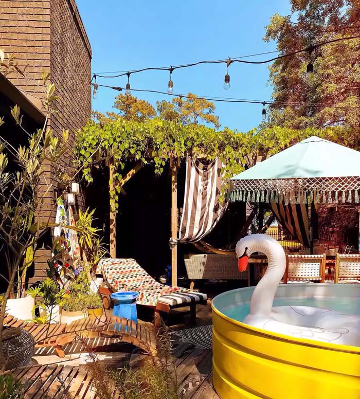 Pool Party Vibes #stocktankpool #diystocktankpool #decorhomeideas