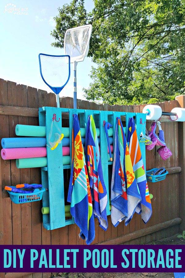 Pool Time Pallet Organizer #pooldecorideas #diypooldecor #decorhomeideas