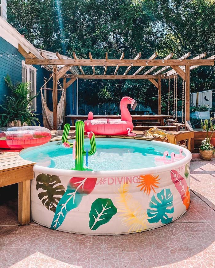 Pop of Color #stocktankpool #diystocktankpool #decorhomeideas