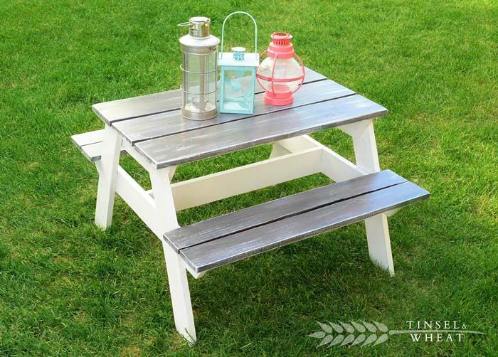 Posh Picnic and Camping Set #backyardkidsgames #diybackyardgames #decorhomeideas