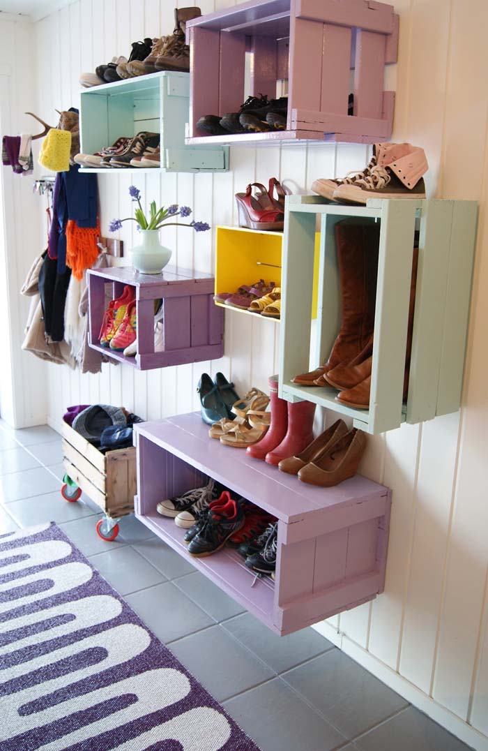 DIY Colorful Mud Room Cubbies #diywoodcrateprojects #diywoodcrateideas #decorhomeideas