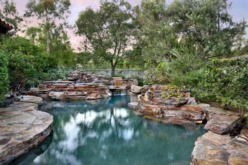 Imitate Nature #poolhacks #diypool #decorhomeideas