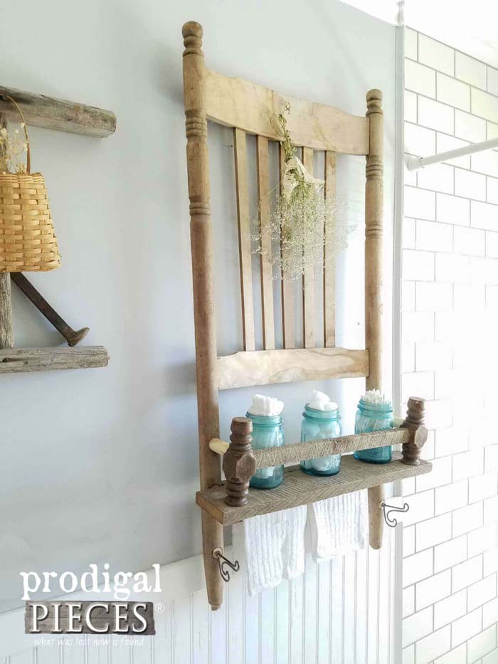 Lovely Upcycled DIY Chair for Your Bathroom #trashtotreasure #decorhomeideas