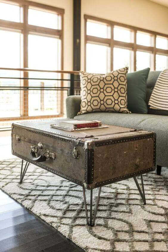 Upcycled Suitcase from Your Travels #trashtotreasure #decorhomeideas