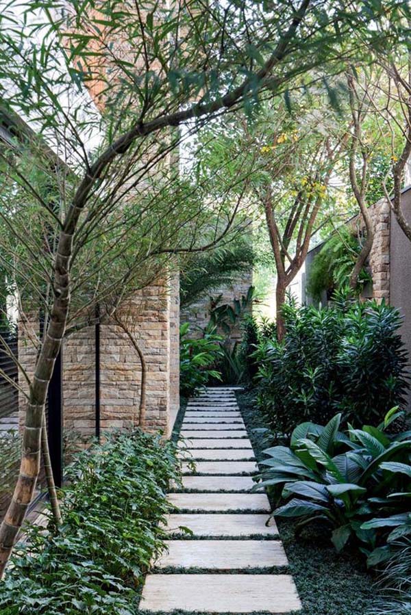 Wild Greenery and Simple Stones #sideyard #sidegarden #decorhomeideas