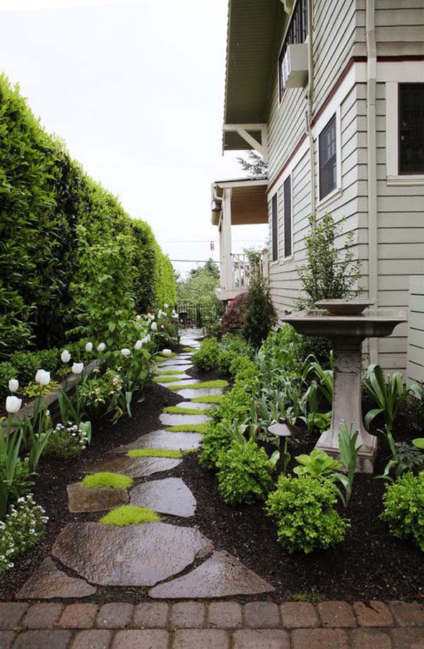 Winding Garden Path with Green Plants #sideyard #sidegarden #decorhomeideas