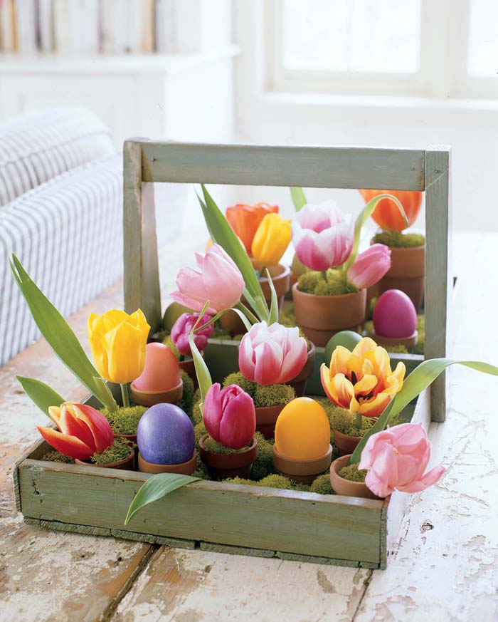 Easter Tray of Potted Eggs and Spring Bulbs #flowerarrangementsideas #flowerarrangement #decorhomeideas