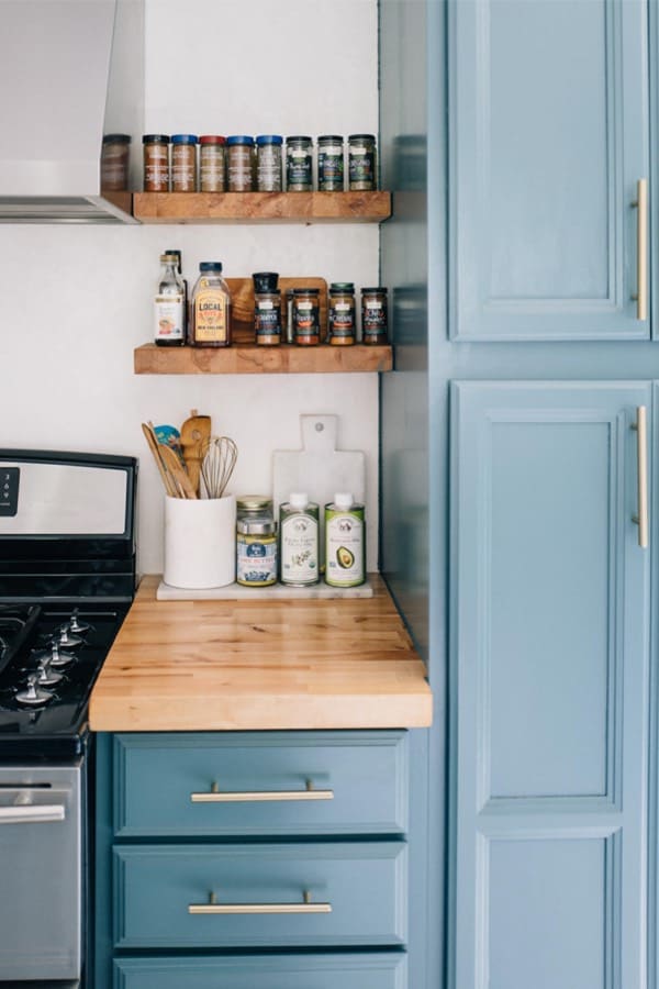 Floating Shelf Spice Rack #spicerackideas #decorhomeideas