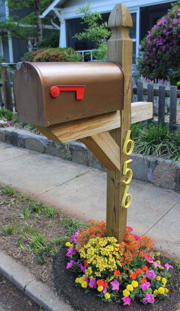 Mini Mailbox Flower Bed #frontyardlandscapingideas #decorhomeideas