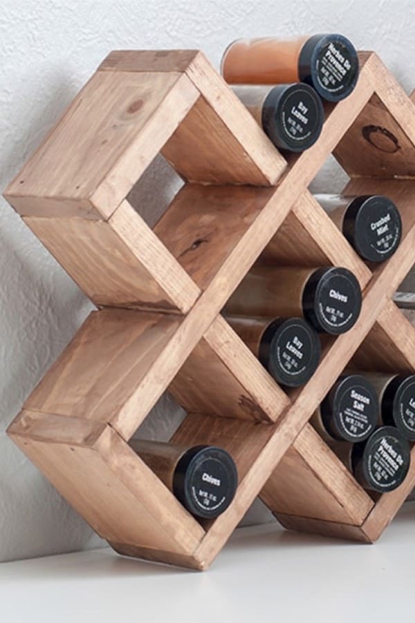 Scrap Wood Spice Rack #spicerackideas #decorhomeideas