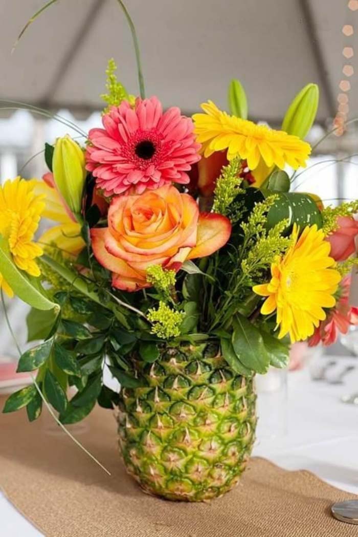 Southern Hospitality Pineapple Posy Vase #flowerarrangementsideas #flowerarrangement #decorhomeideas