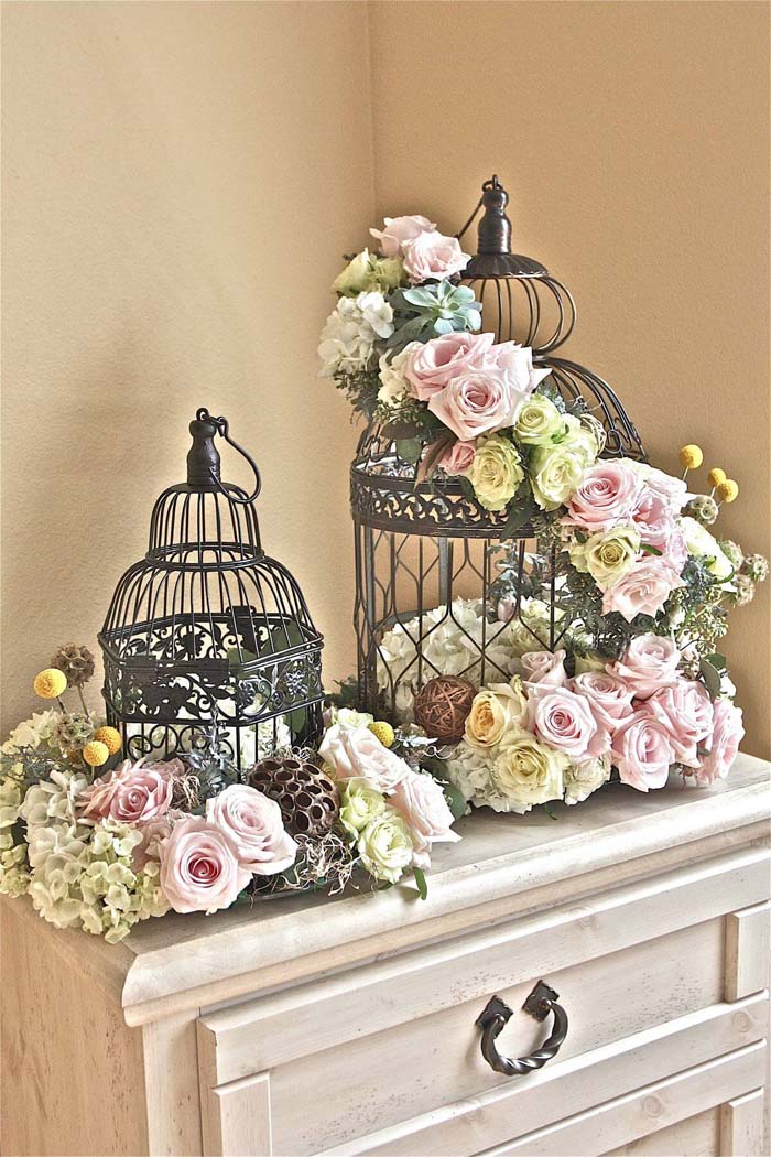 Victorian Bird Cages Flower Trellis #flowerarrangementsideas #flowerarrangement #decorhomeideas