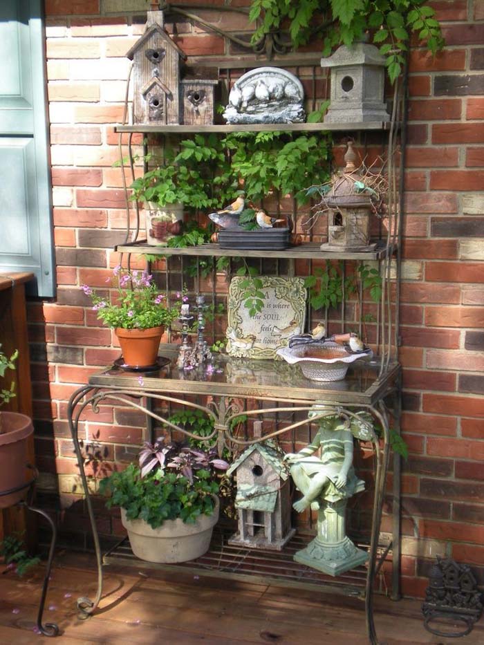 Bakers Rack Garden #balconygarden #decorhomeideas