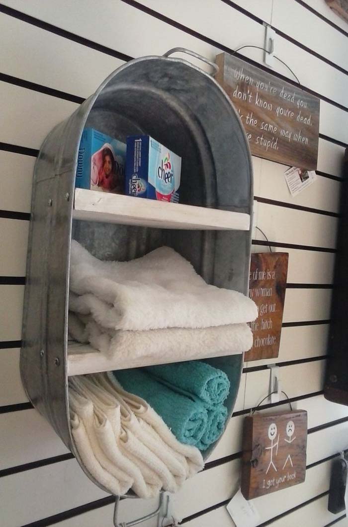 Bathroom Storage Rack from Vintage Washtub #vintage #storageideas #decorhomeideas