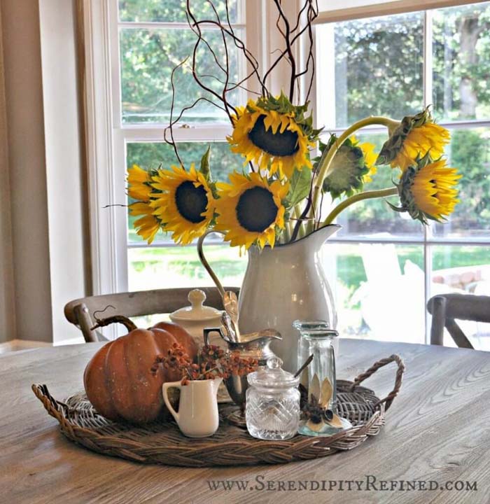 Cheerful Sunflowers Bring Early Autumn Joy to the Table #fallfarmhousedecor #decorhomeideas