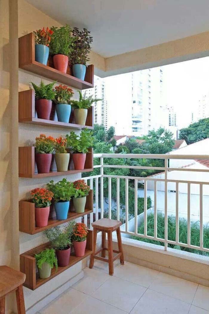 Colorful Shade #balconygarden #decorhomeideas