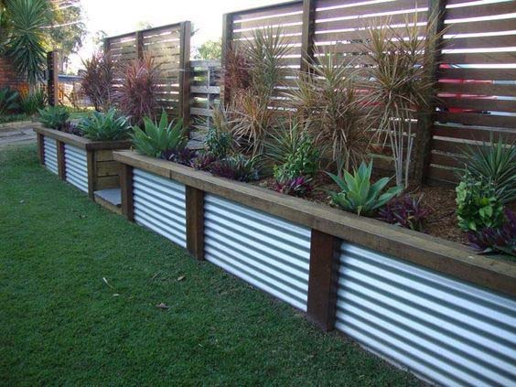 Corrugated Metal and Wood Raised Garden Edging #gardenedgingideas #decorhomeideas