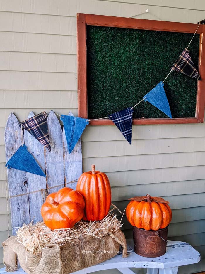 Denim and Plaid Beautiful Banner #fallfarmhousedecor #decorhomeideas