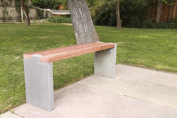 DIY Concrete Slab Garden Bench #diycementprojects #decorhomeideas