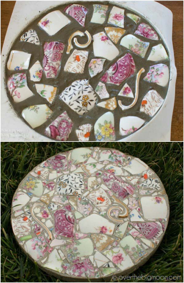 DIY Garden Mosaic Stepping Stones #brokenglassart #decorhomeideas