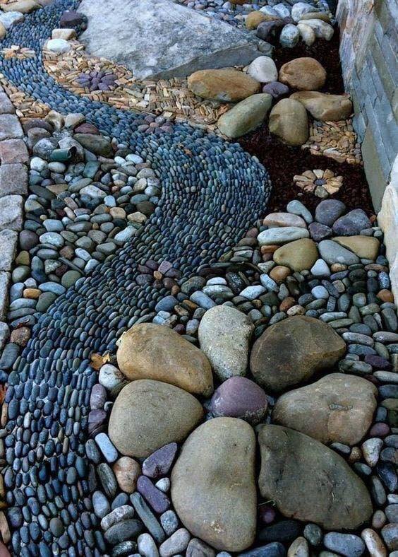 Dry Creek Bed Shaped By Various Stones #riverrocklandscaping #decorhomeideas