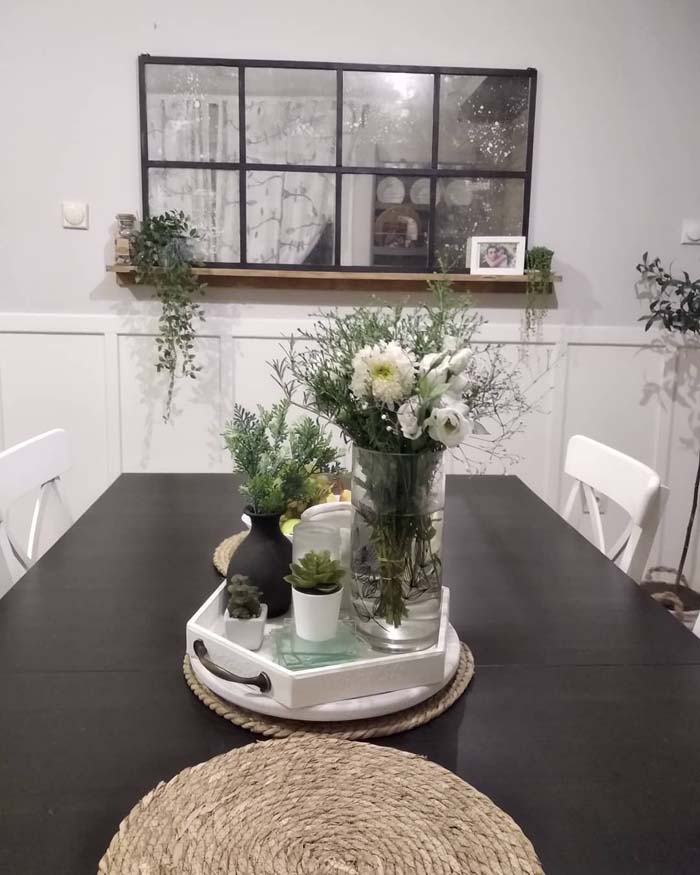 Eclectic Plant Centerpiece #diningtablecenterpiece #decorhomeideas