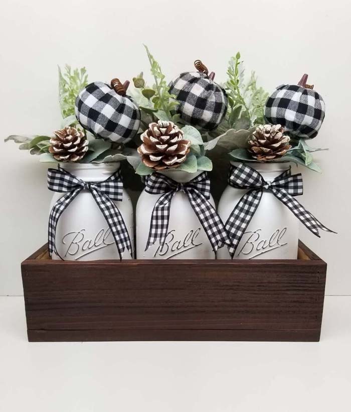 Eye-catching and Splendid Buffalo Check Centerpiece #buffalocheckfalldecor #decorhomeideas