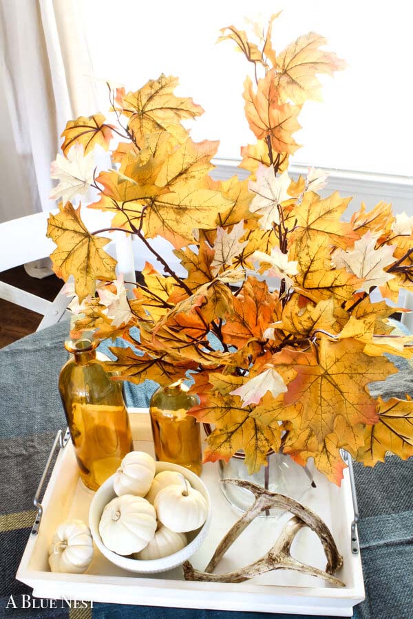 Gorgeous Golden Leaves Brighten Up Classic White #fallfarmhousedecor #decorhomeideas