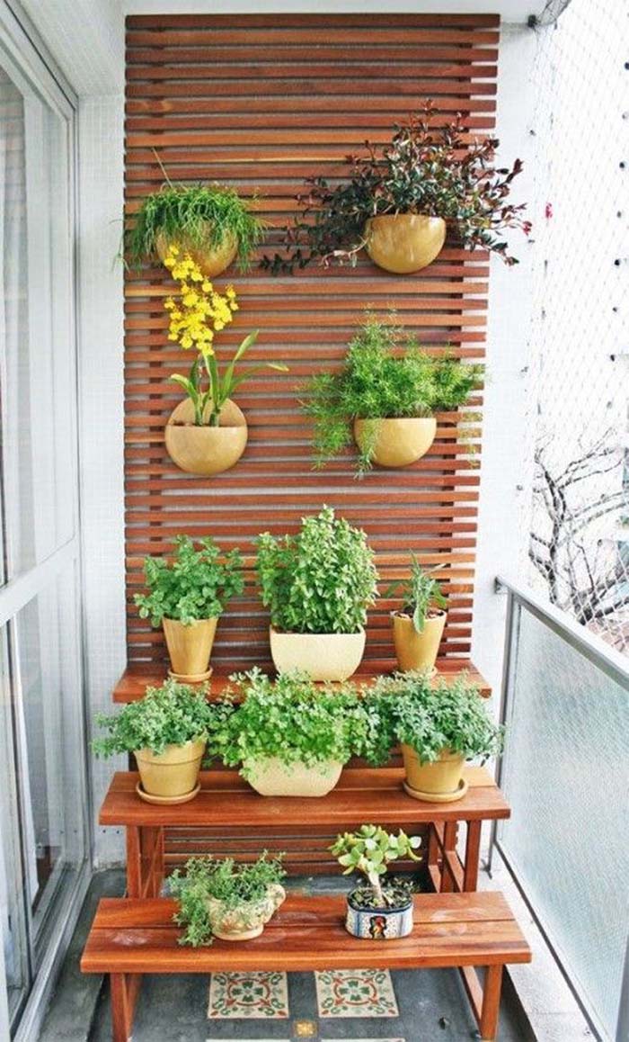 Highlighted Wood #balconygarden #decorhomeideas