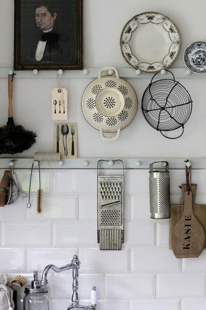 Kitchen Storage from Vintage Enamel Drawer Pulls #vintage #storageideas #decorhomeideas